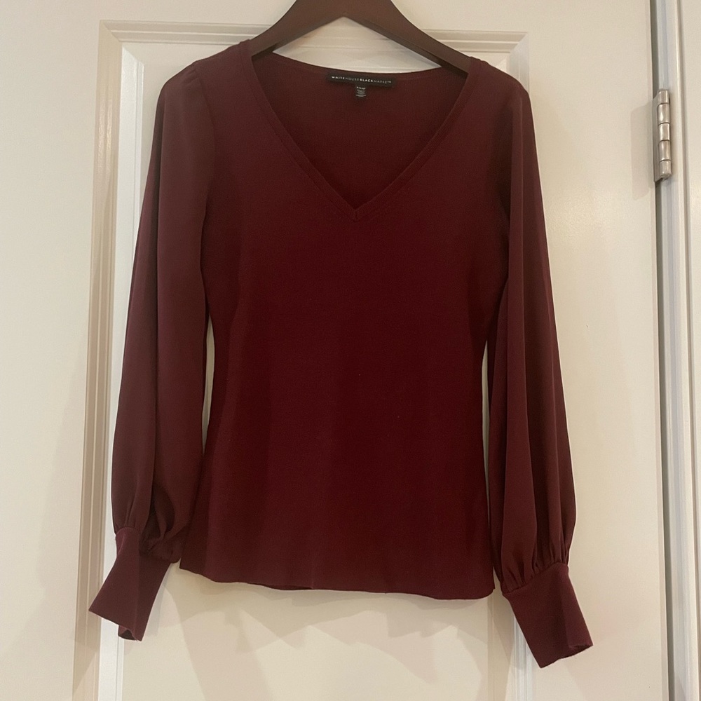 Petite!  WHBM White House Black Market XXSP burgundy v neck sweater.